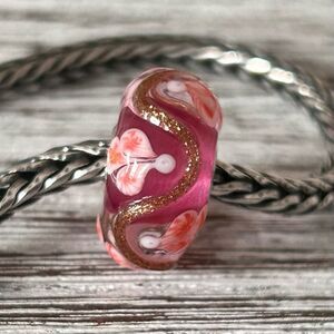 TROLLBEADS Pink & White Glitter Ferns Unique LAA 925S NEW! Textured Gold Swirl